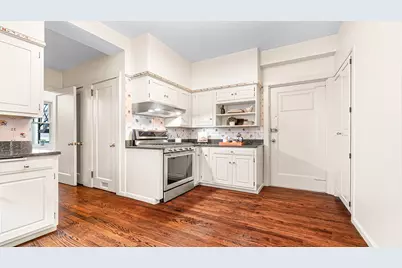 227 E Delaware Place #8C, Chicago, IL 60611 - Photo 15