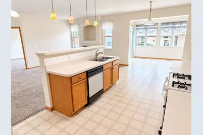 1584 W Ludington Circle, Romeoville, IL 60446 - Photo 3
