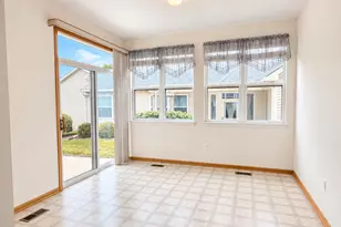 1584 W Ludington Circle, Romeoville, IL 60446 - Photo 7