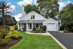 1196 Cedar Ln, Northbrook, IL 60062 - Photo 1