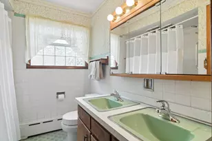 1315 Everett Ave, Des Plaines, IL 60018 - Photo 13