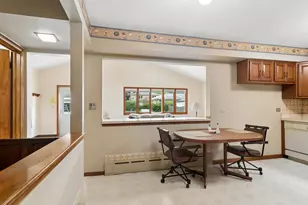 1315 Everett Ave, Des Plaines, IL 60018 - Photo 9