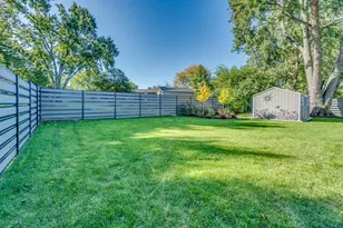 631 Smith Rd, Lisle, IL 60532 - Photo 37