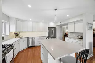 211 Elgin Ave, Forest Park, IL 60130 - Photo 9