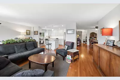 211 Elgin Avenue #5J, Forest Park, IL 60130 - Photo 5