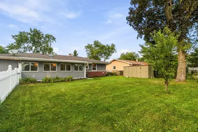 457 Lilac Lane, Elk Grove Village, IL 60007 - Photo 23