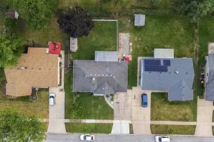 457 Lilac Ln, Elk Grove Village, IL 60007 - Photo 25
