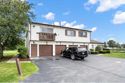 20203 S Fairwood Court #D, Frankfort, IL 60423 - Photo 1