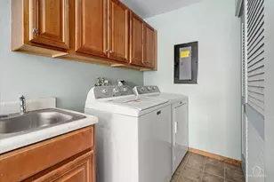 20203 S Fairwood Ct, Frankfort, IL 60423 - Photo 13