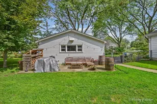 812 Hitchcock Ave, Lisle, IL 60532 - Photo 23
