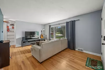 812 Hitchcock Avenue, Lisle, IL 60532 - Photo 3