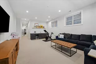 3340 N Lawndale Ave, Chicago, IL 60618 - Photo 17