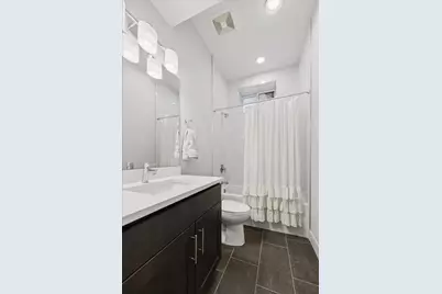 3340 N Lawndale Avenue #1N, Chicago, IL 60618 - Photo 19
