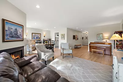 320 Oak Hill Road, Lake Barrington, IL 60010 - Photo 17