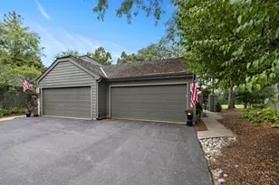 320 Oak Hill Rd, Lake Barrington, IL 60010 - Photo 51