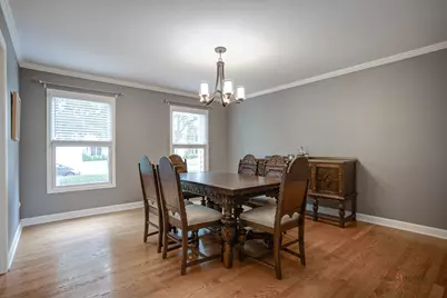 176 Adler Drive, Libertyville, IL 60048 - Photo 5