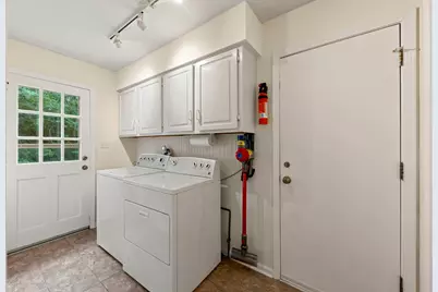 1245 Yorkshire Woods Court, Wheaton, IL 60187 - Photo 11