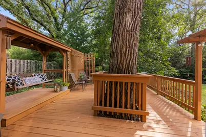 1245 Yorkshire Woods Court, Wheaton, IL 60187 - Photo 25