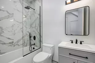 2847 N Damen Ave, Chicago, IL 60618 - Photo 9