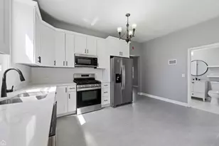 3726 W McLean Ave, Chicago, IL 60647 - Photo 13