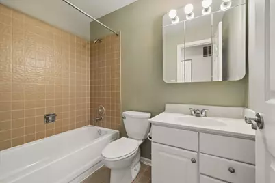 912 Stradford Circle #B, Buffalo Grove, IL 60089 - Photo 13
