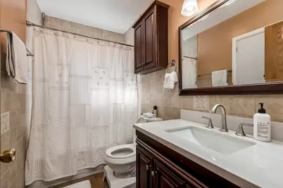 6542 N Kenneth Avenue, Lincolnwood, IL 60712 - Photo 17