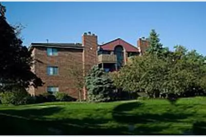 1340 Brook Street #L, Saint Charles, IL 60174 - Photo 1