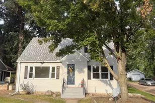 1249 Creve Coeur St, Lasalle, IL 61301 - Photo 1
