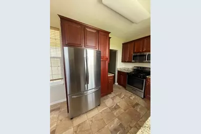 631 Pheasant Trail, Saint Charles, IL 60174 - Photo 7