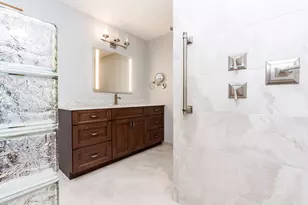 2 Spruce Ct, Bloomington, IL 61704 - Photo 15