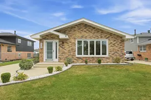 11748 S Laporte Ave, Alsip, IL 60803 - Photo 1