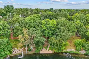208 N Shore Dr, Oakwood Hills, IL 60013 - Photo 49