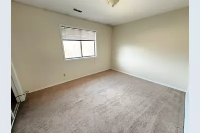 1340 Brook Street #M, Saint Charles, IL 60174 - Photo 5