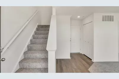2722 Arrowhead Drive, Pingree Grove, IL 60140 - Photo 3