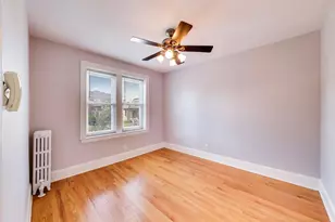4857 W Roscoe St, Chicago, IL 60641 - Photo 15