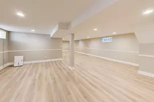 10720 S Indiana Ave, Chicago, IL 60628 - Photo 23