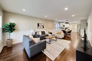 10720 S Indiana Ave, Chicago, IL 60628 - Photo 5