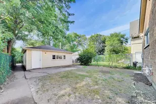 10720 S Indiana Ave, Chicago, IL 60628 - Photo 31