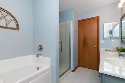 1800 Tallmeadow Drive, Dekalb, IL 60115 - Photo 23