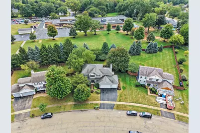 1800 Tallmeadow Drive, Dekalb, IL 60115 - Photo 41