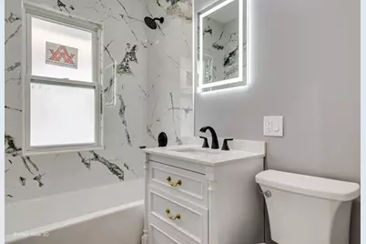 1128 N Lockwood Avenue, Chicago, IL 60651 - Photo 11