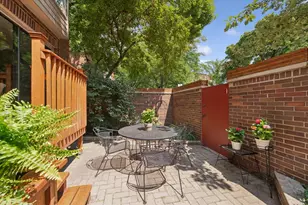 1926 N Larrabee St, Chicago, IL 60614 - Photo 11