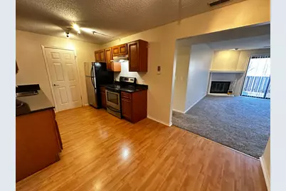 1340 Brook Street #G, Saint Charles, IL 60174 - Photo 3