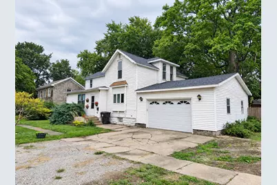 617 S Macon Street, Bement, IL 61813 - Photo 1
