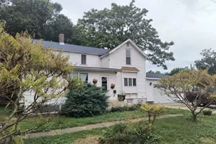 617 S Macon St, Bement, IL 61813 - Photo 23