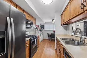 7932 164th Ct, Tinley Park, IL 60477 - Photo 9