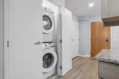 9655 Woods Drive #707, Skokie, IL 60077 - Photo 15