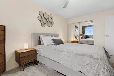 9655 Woods Drive #707, Skokie, IL 60077 - Photo 13