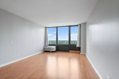 5320 N Sheridan Road #1902, Chicago, IL 60640 - Photo 9
