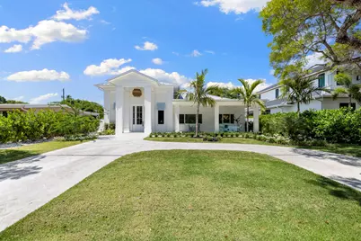757 Broad Court S, Naples, FL 34102 - Photo 3